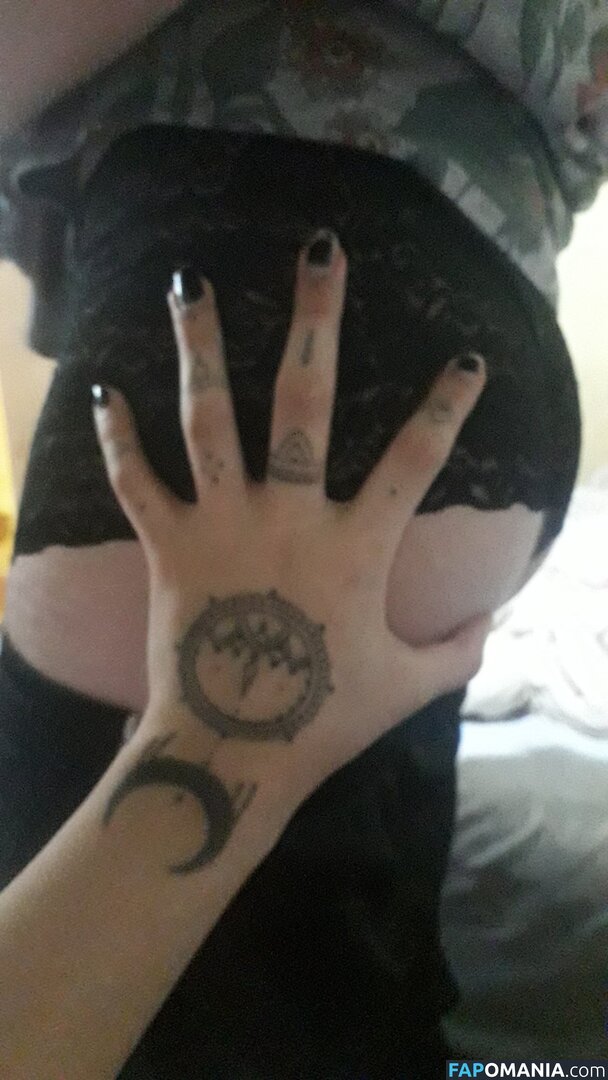 therubymoon / therubymoon7 / therubymoonz Meztelen OnlyFans  Kikerült fotó #3