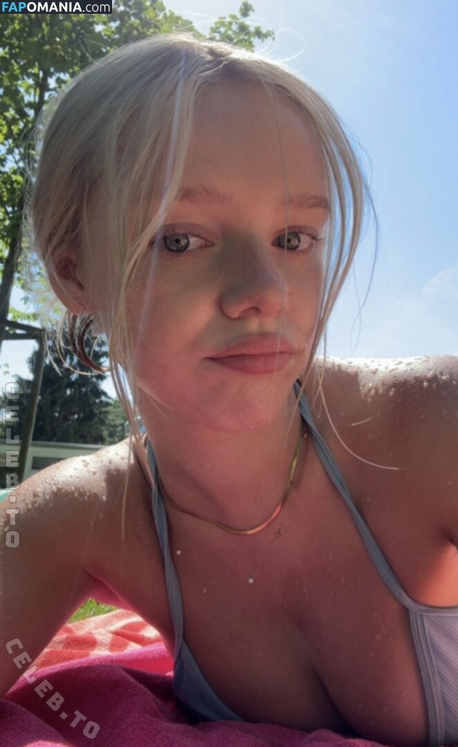 Thesi.Sophie / thesisophie Meztelen OnlyFans  Kikerült fotó #8