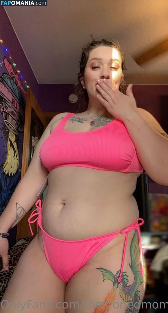 thestonedmom / thestonedmother Meztelen OnlyFans  Kikerült fotó #7