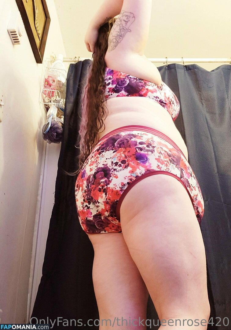 thickqueenrose420 / throatqueen420 Meztelen OnlyFans  Kikerült fotó #17