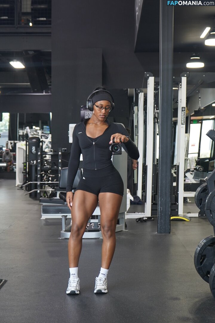 T.hoowww / Tiara Howard Meztelen OnlyFans  Kikerült fotó #5