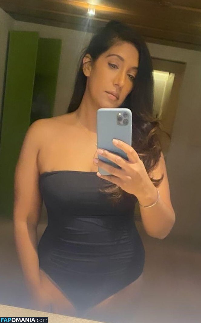 Tina Daheley / https: / tinadaheley Meztelen OnlyFans  Kikerült fotó #13