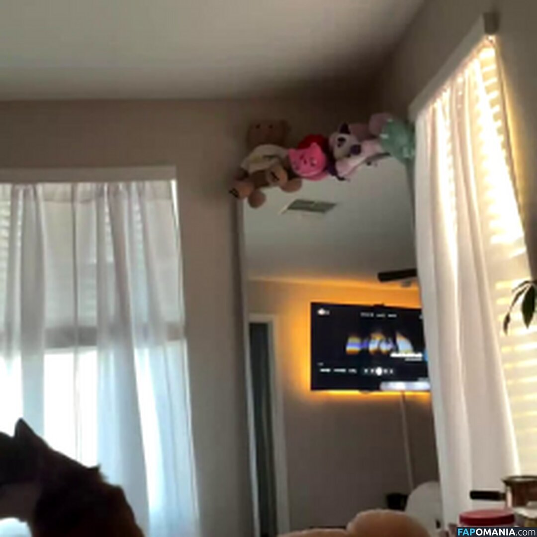 kayla.tran / kaylakipp / peachlingg / tinyyyk Meztelen OnlyFans  Kikerült fotó #24