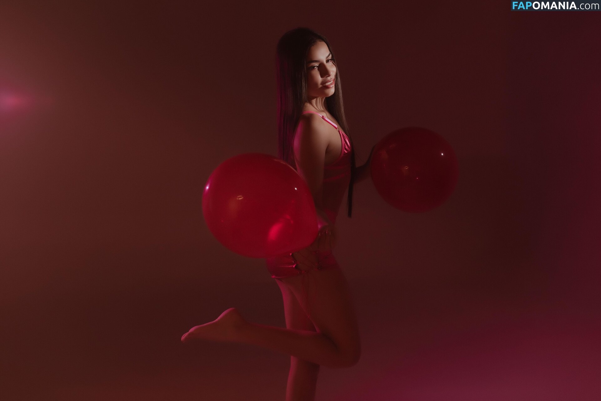 Tiphani Walker / tiffanywalkerny Meztelen OnlyFans  Kikerült fotó #1