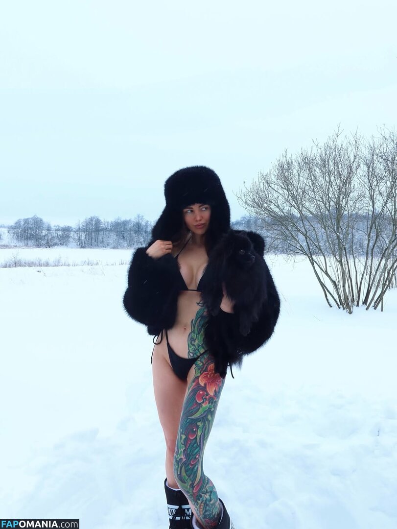 Toma Zhdanova / tomato_mood Meztelen OnlyFans  Kikerült fotó #3