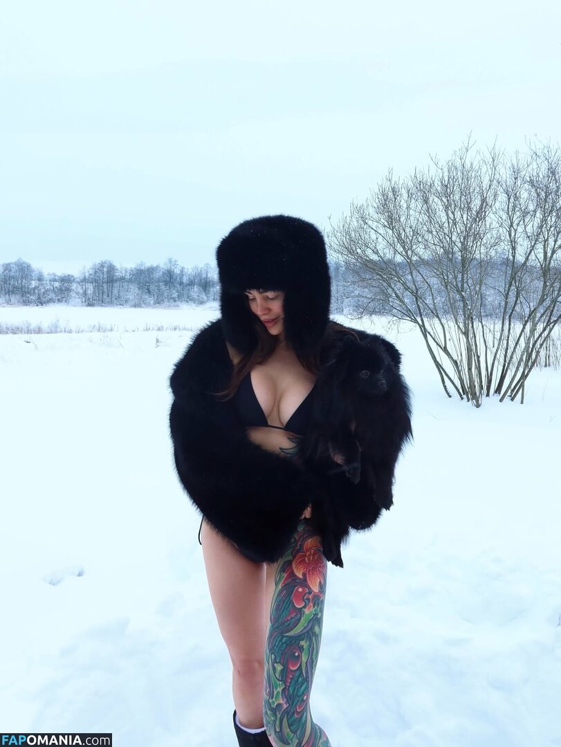 Toma Zhdanova / tomato_mood Meztelen OnlyFans  Kikerült fotó #5