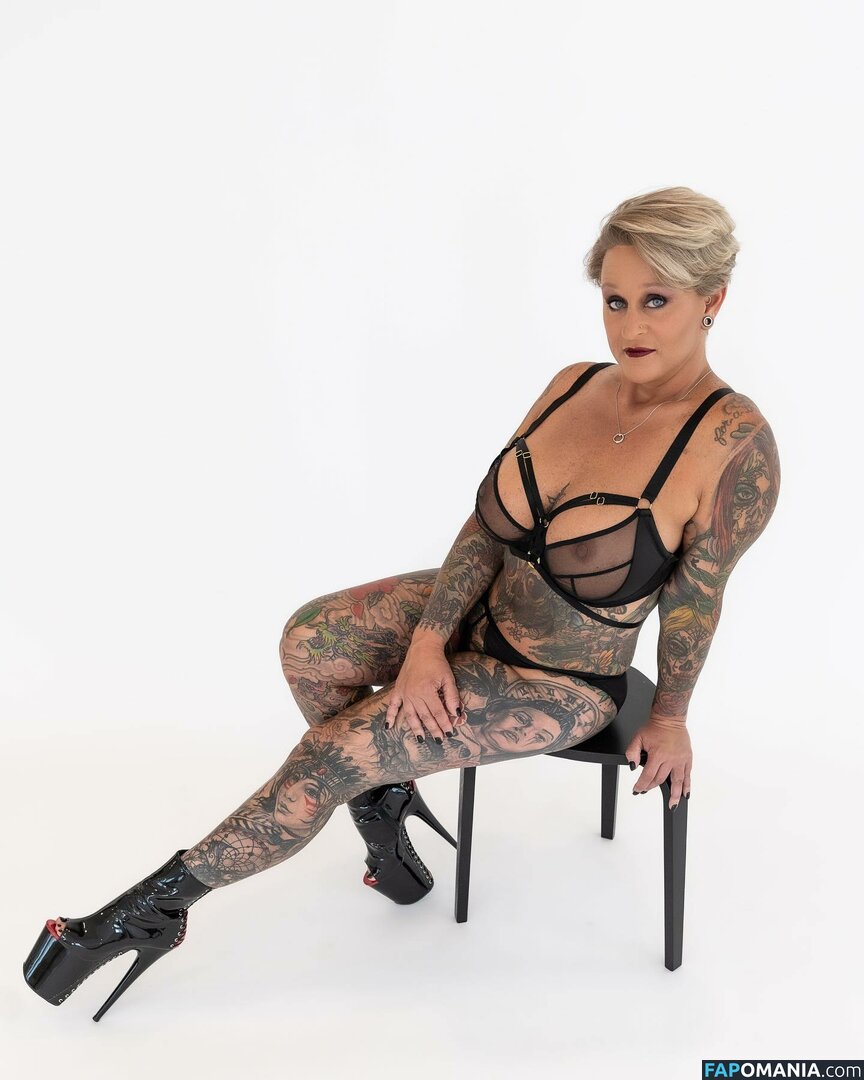 Tricia Anne / Tricia Holt Eckstein / tricia.anne_ / u277969456 Meztelen OnlyFans  Kikerült fotó #6