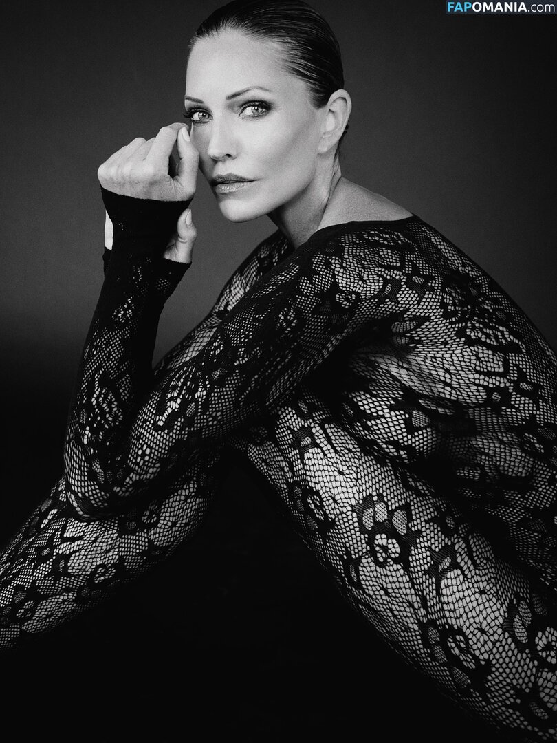 Cylon / Tricia Helfer / officialtriciahelfer / triciahelfer Meztelen OnlyFans  Kikerült fotó #167