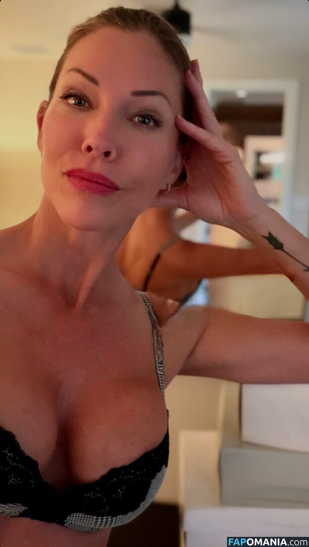 Cylon / Tricia Helfer / https: / officialtriciahelfer / triciahelfer Meztelen OnlyFans  Kikerült fotó #202