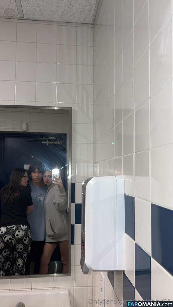 trixibaby25 / wonda_pasha Meztelen OnlyFans  Kikerült fotó #1