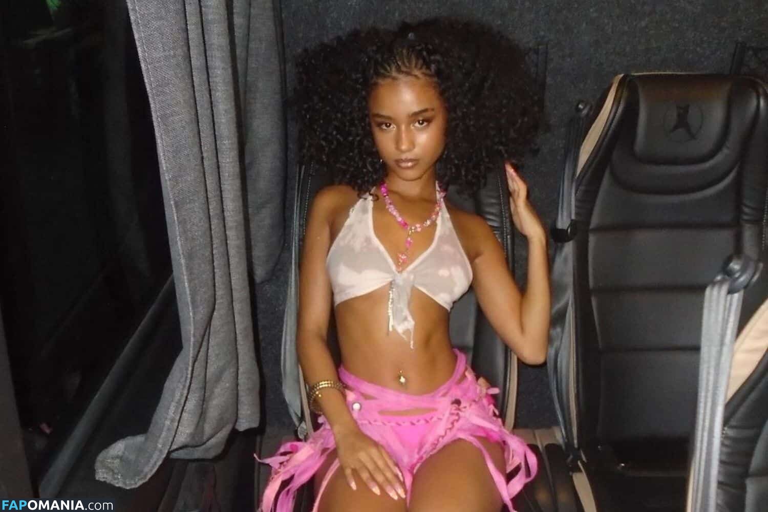 Tyla Laura Seethal / https: / tyla Meztelen OnlyFans  Kikerült fotó #15