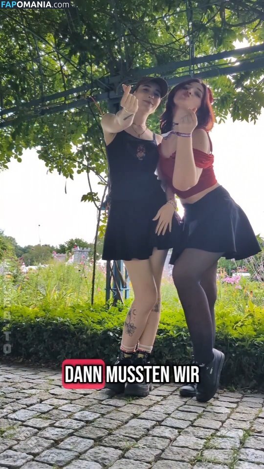 https: / typicallylotti Meztelen OnlyFans  Kikerült fotó #4