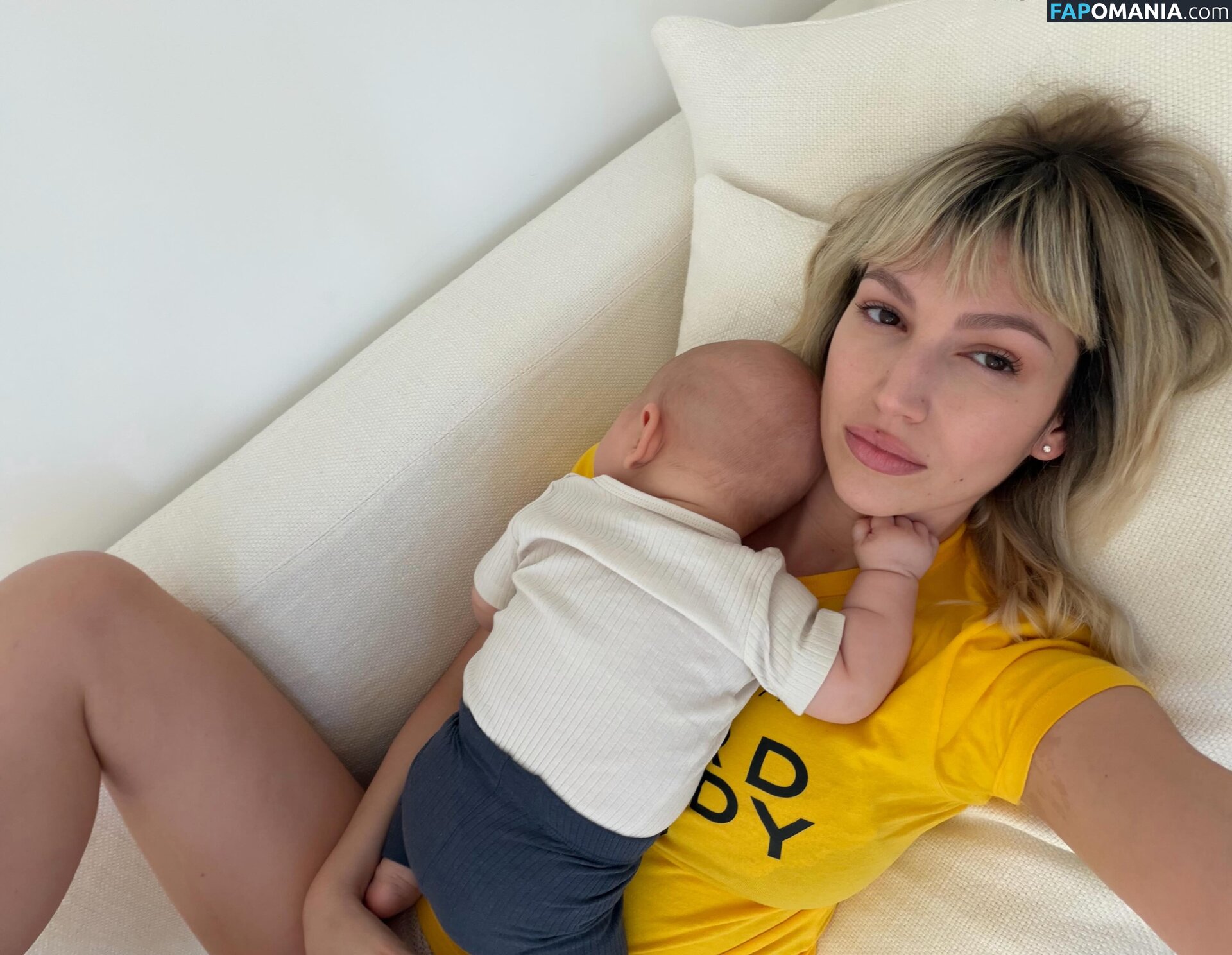Úrsula Corberó / ursulolita Meztelen OnlyFans  Kikerült fotó #6