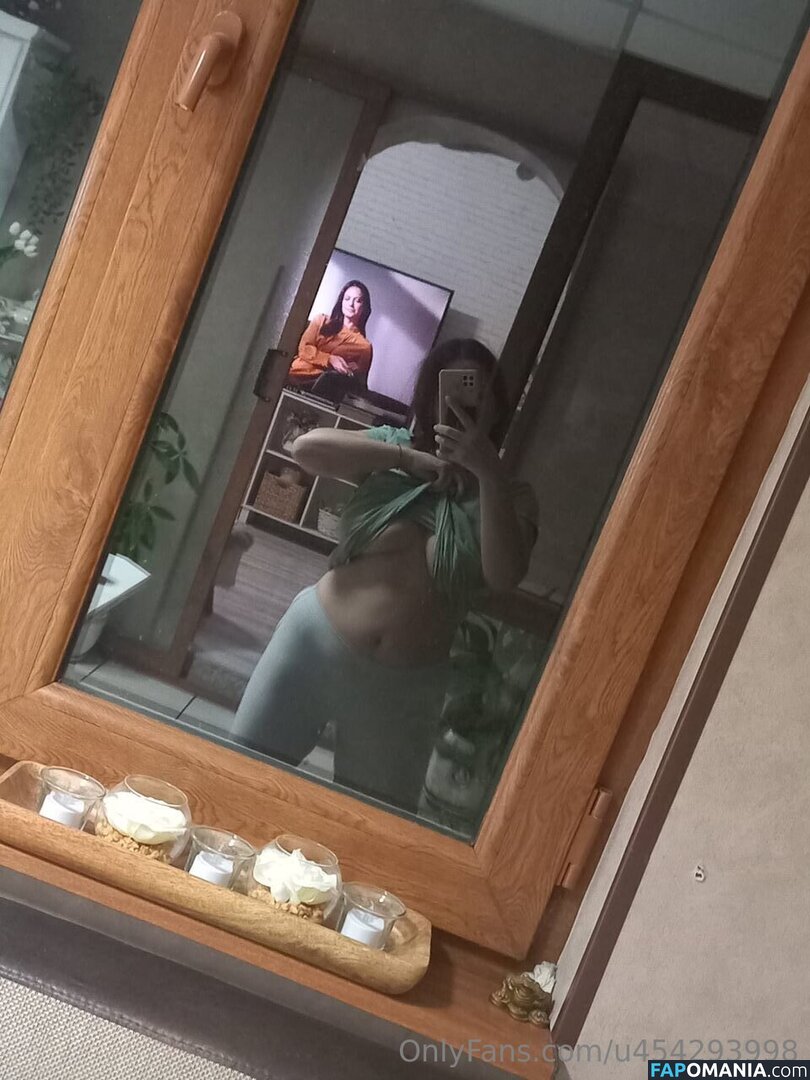 u454293998 Meztelen OnlyFans  Kikerült fotó #5