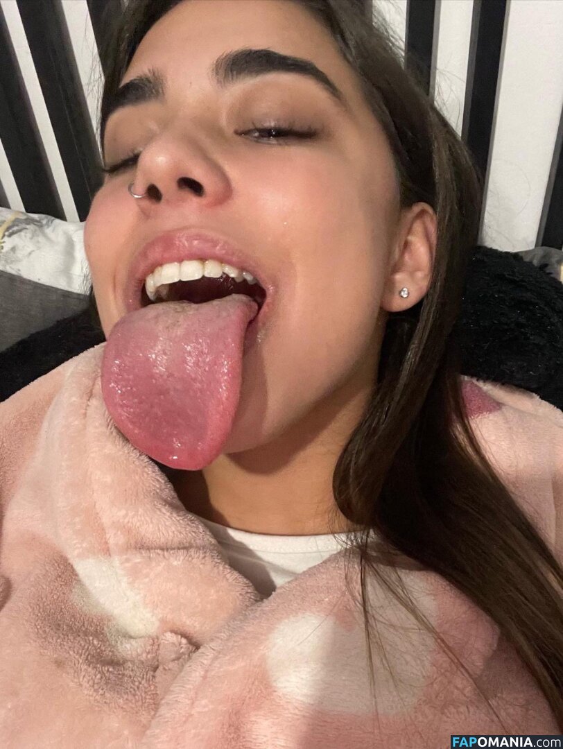 longuetongueegirl_ / noaablaancoo / u489105211 Meztelen OnlyFans  Kikerült fotó #2
