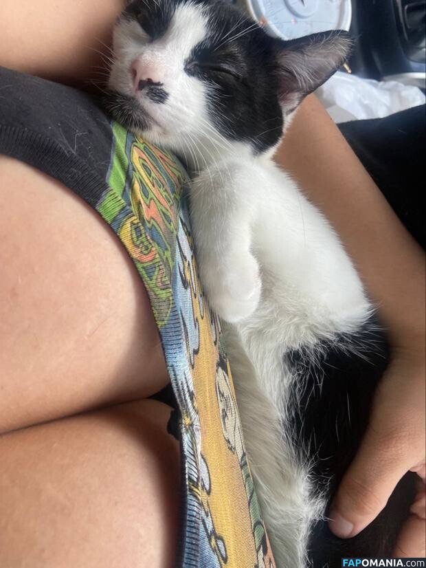 Uculdcme / uculdcme_ Meztelen OnlyFans  Kikerült fotó #1