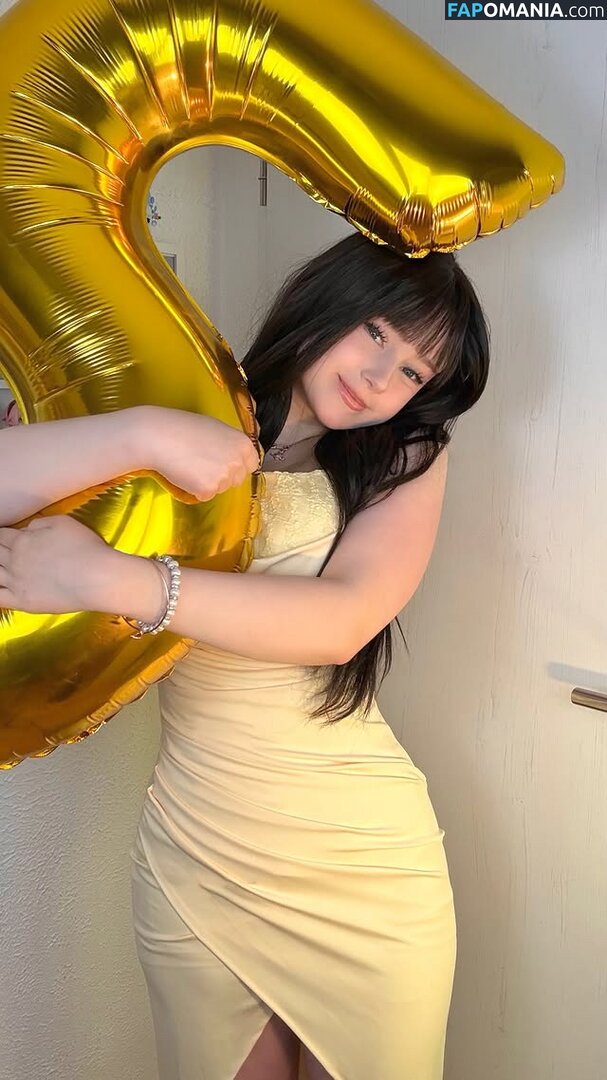 Upminaa / https: Meztelen OnlyFans  Kikerült fotó #30
