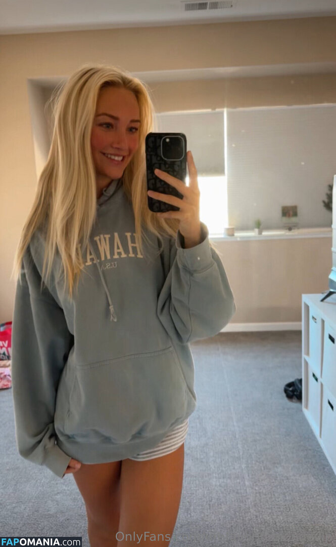 bellaxomae / urefavoriteblondevip Meztelen OnlyFans  Kikerült fotó #2