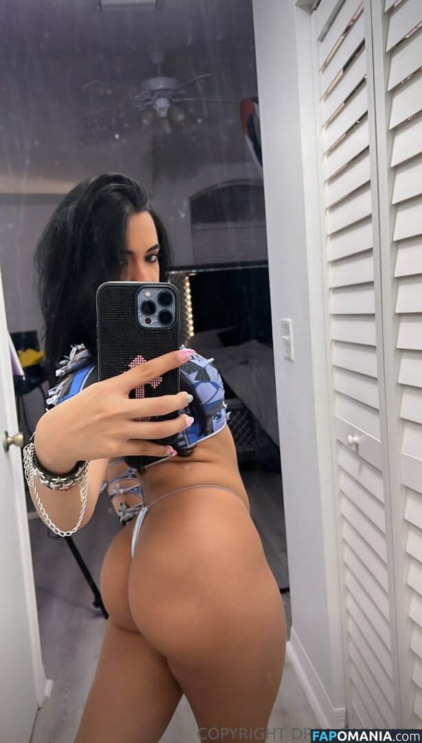 dreacarolina / urfavlatiina Meztelen OnlyFans  Kikerült fotó #1