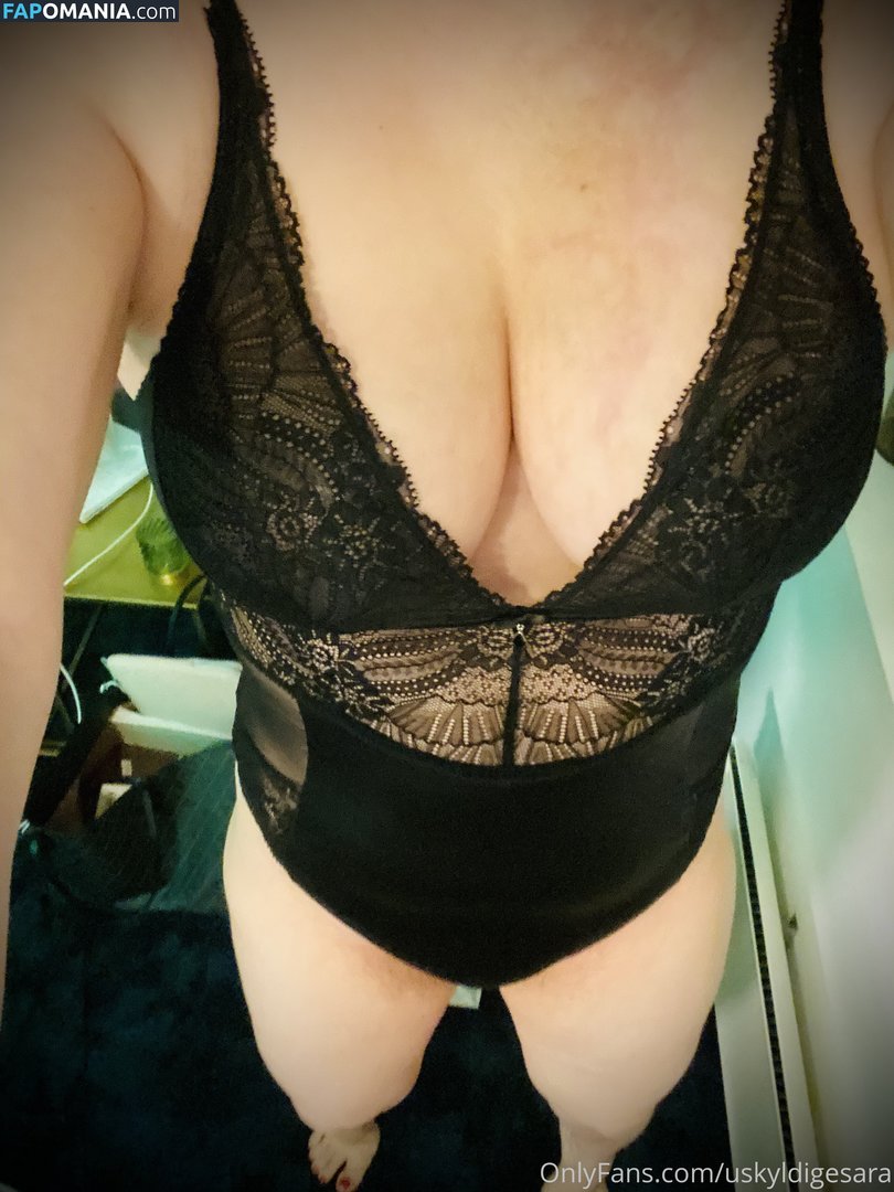 __u_s_e_l_e_s_s__ / uskyldigesara Meztelen OnlyFans  Kikerült fotó #10