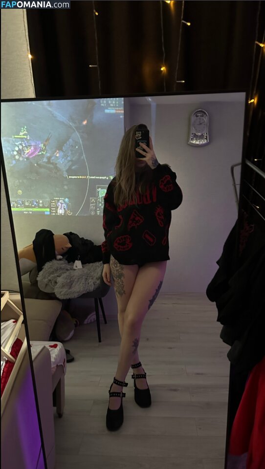 V3RANDAA Meztelen OnlyFans  Kikerült fotó #3