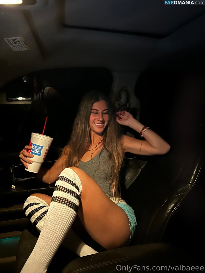 valbaeee Meztelen OnlyFans  Kikerült fotó #1