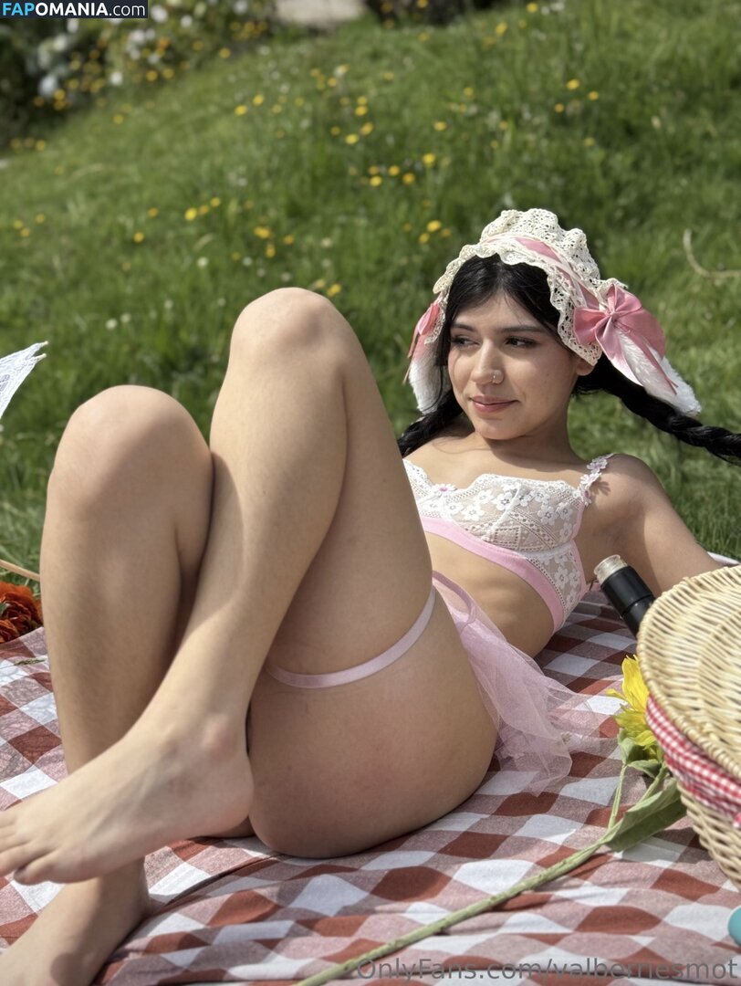 Valberriesmot Meztelen OnlyFans  Kikerült fotó #5