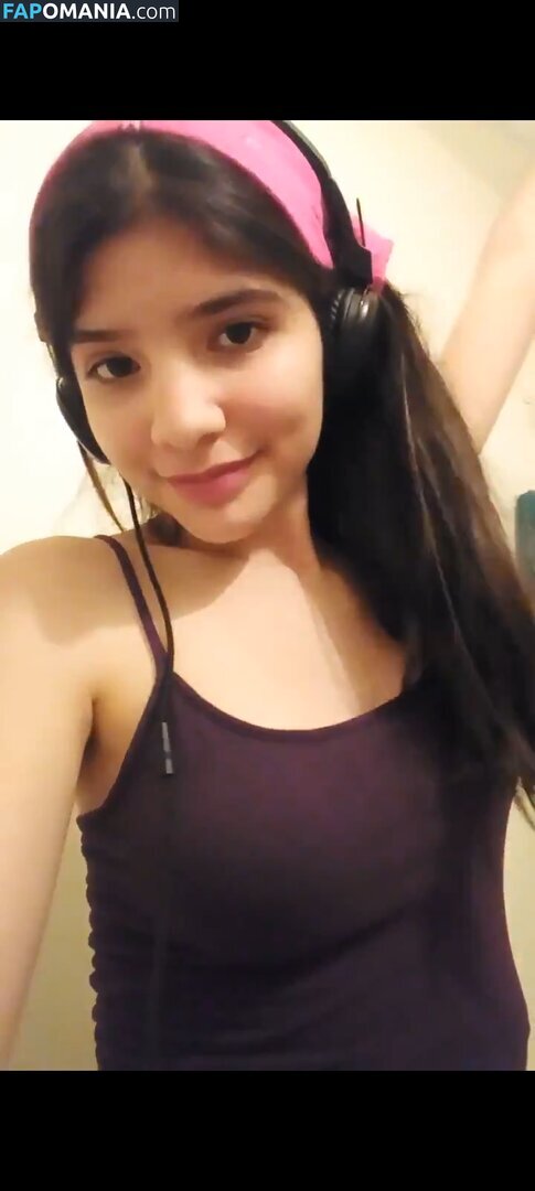 ValeCast0705 / Valeria Castañeda Meztelen OnlyFans  Kikerült fotó #3