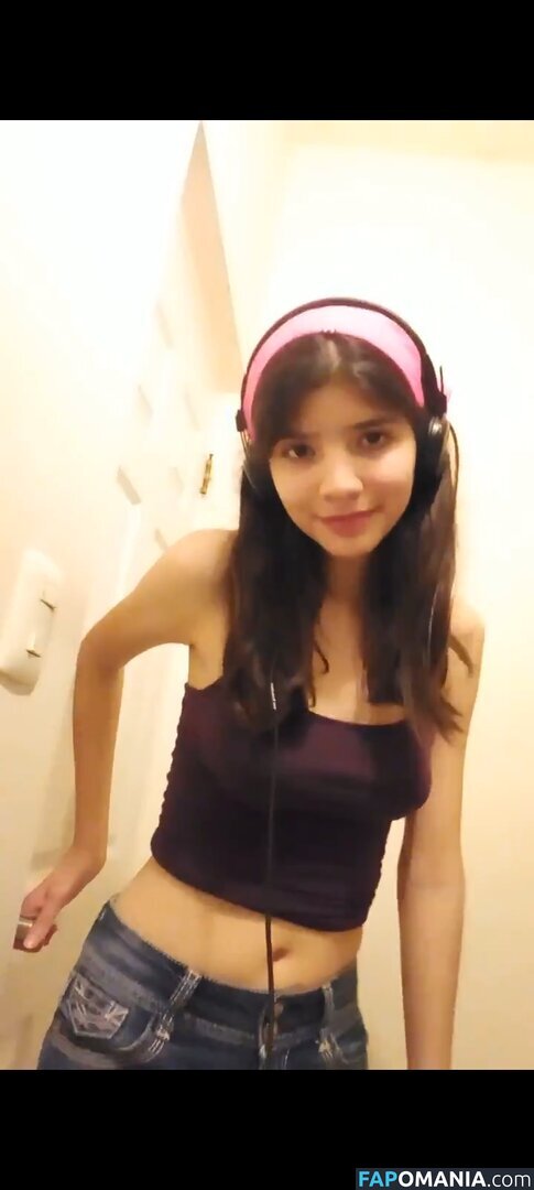ValeCast0705 / Valeria Castañeda Meztelen OnlyFans  Kikerült fotó #7