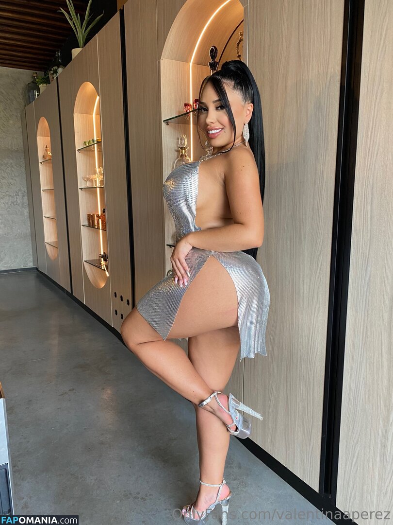 Valentina Perez / valentiinaperez / valentina_perezxoxo Meztelen OnlyFans  Kikerült fotó #27