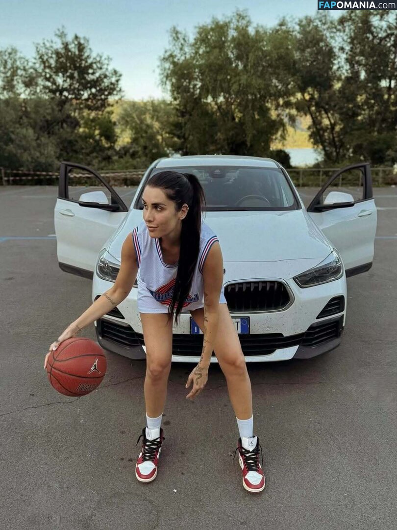 Valentina Vignali / valentinavignali Meztelen OnlyFans  Kikerült fotó #4