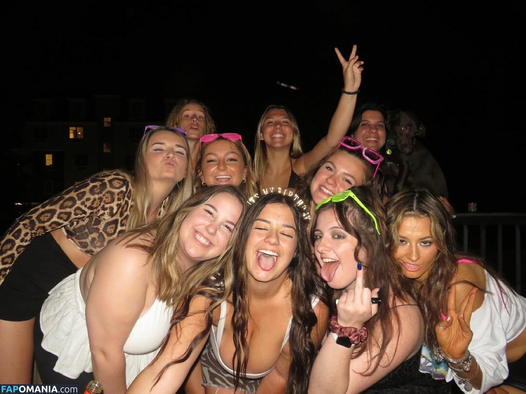 Valerie / valerie.c_ / valerieq01 Meztelen OnlyFans  Kikerült fotó #13