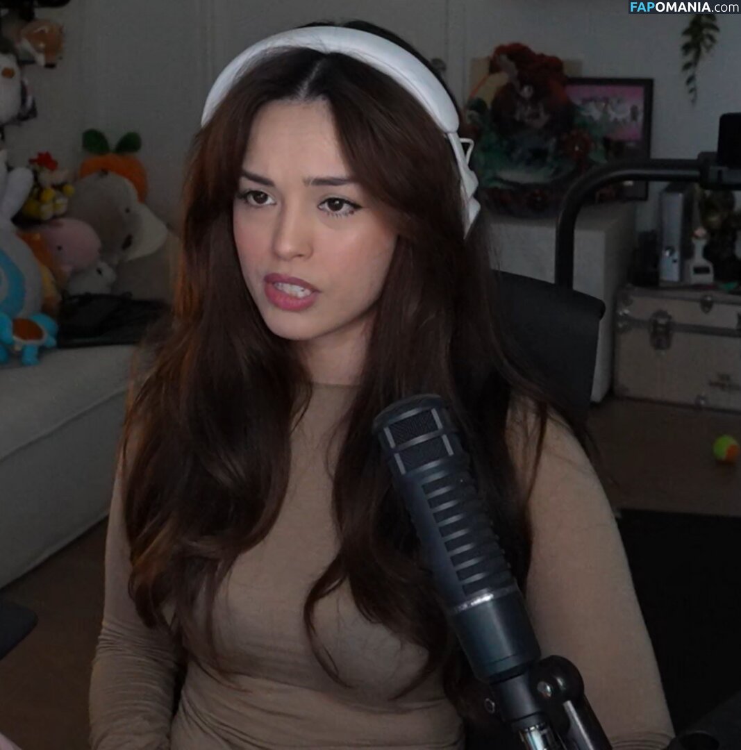 Valkyrae Meztelen OnlyFans  Kikerült fotó #6