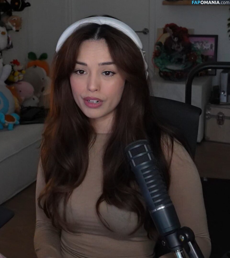 Valkyrae Meztelen OnlyFans  Kikerült fotó #8