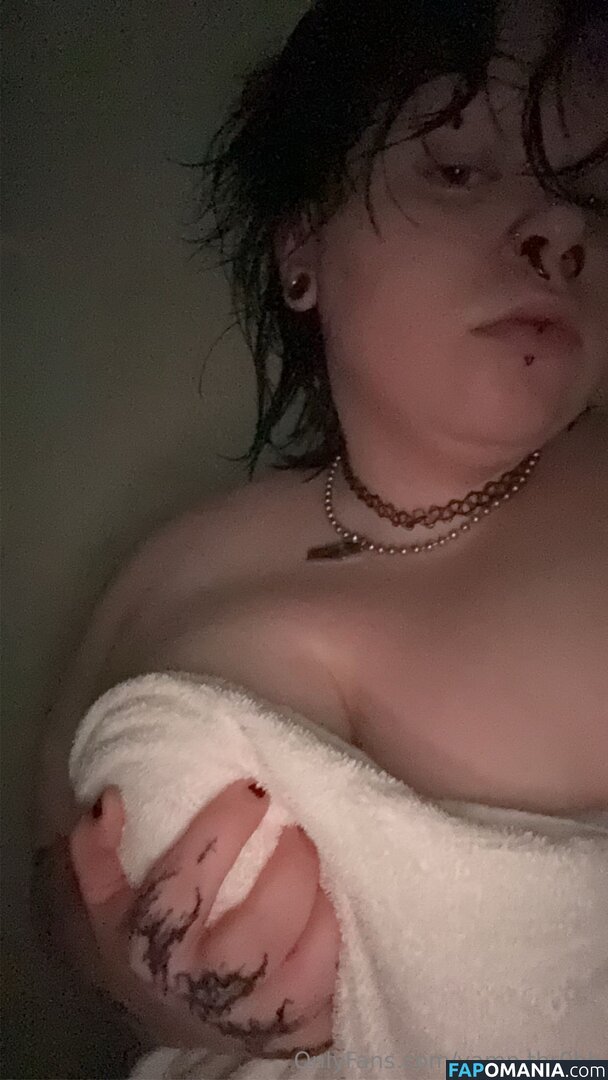 vamp.thr0b / vamp.thr0bb Meztelen OnlyFans  Kikerült fotó #8