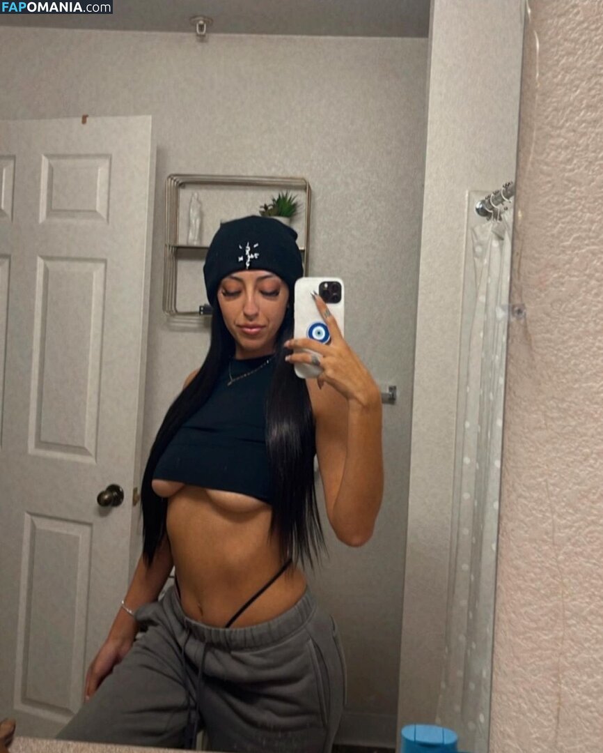 Onlyfans.com / Savannah / Vanderellla Meztelen OnlyFans  Kikerült fotó #4