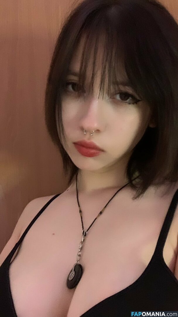 kusuoveki / kusuovk / vekikusuo / vekita / vekitk Meztelen OnlyFans  Kikerült fotó #11