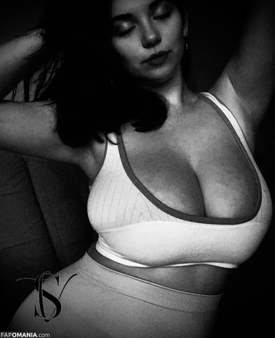 Sarah Venus / Venus Sarah / sarahvenusofficial / thecosmic_sarah Meztelen OnlyFans  Kikerült fotó #2
