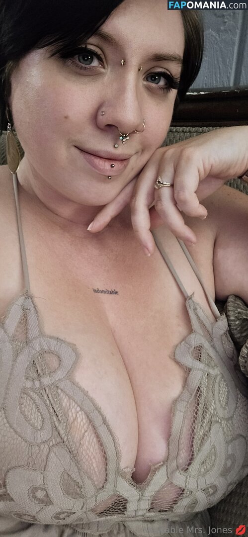 veritable_mrs_jones / veritable_mrs_jones_free Meztelen OnlyFans  Kikerült fotó #1