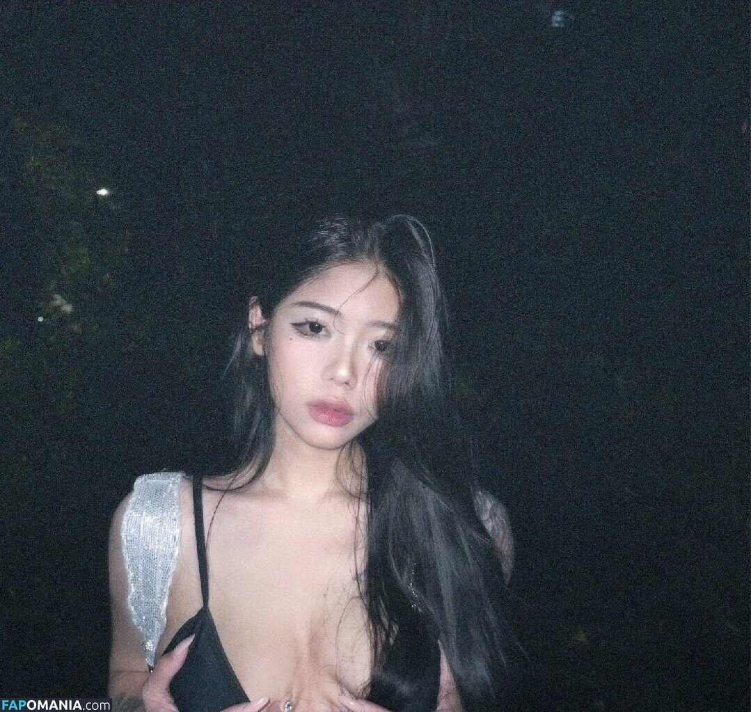 Khúc Thị Hương / Veronica Lucifer / akashi.yumi.3 / madamelucy / veronica_lucifer_ Meztelen OnlyFans  Kikerült fotó #8