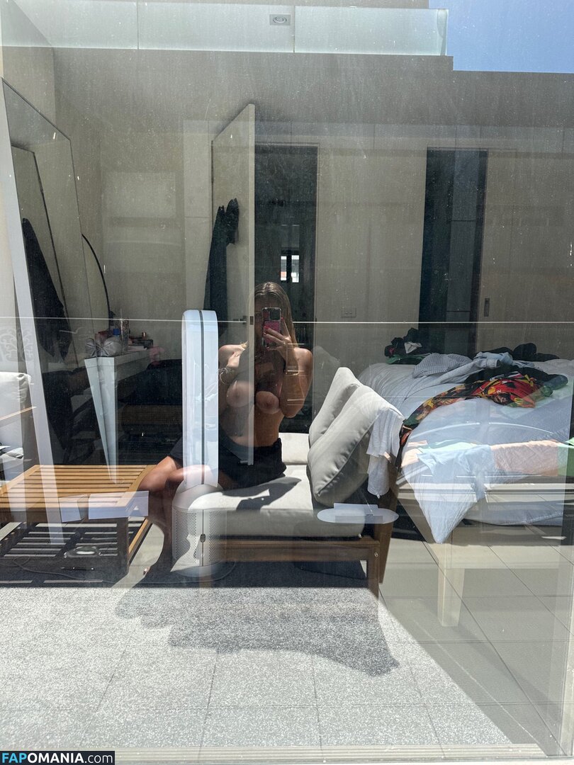 Victoria Campbell / realpeachycheeks / victoria.campbell Meztelen OnlyFans  Kikerült fotó #1