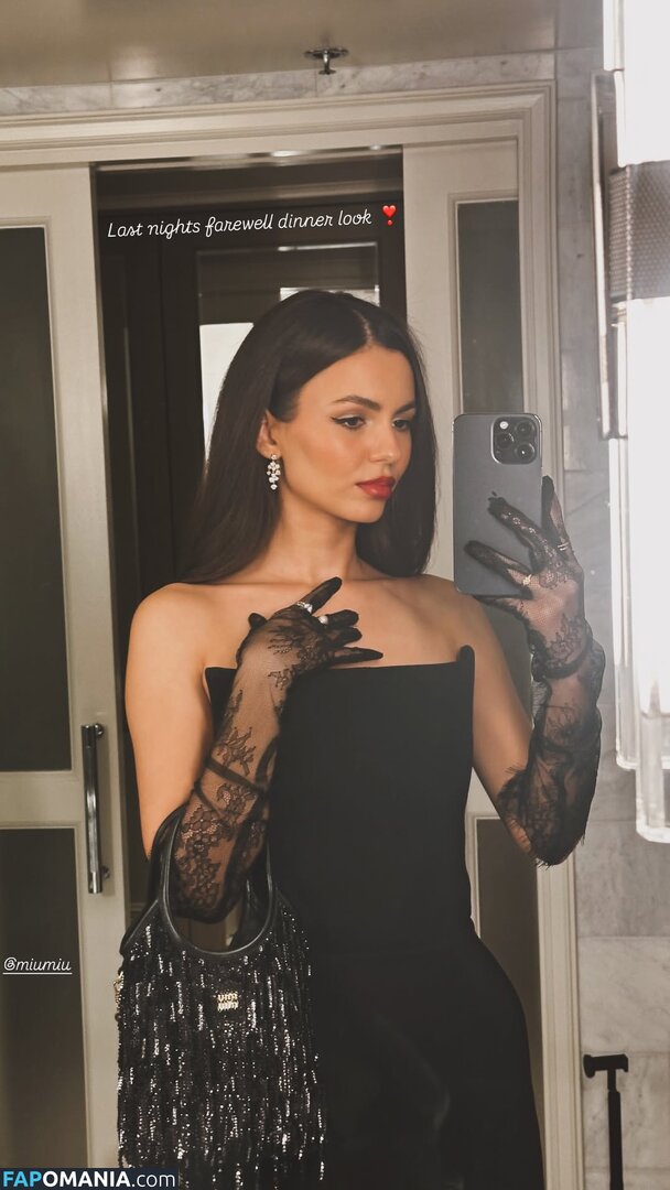 Victoria Justice / https: / victoriajustice Meztelen OnlyFans  Kikerült fotó #26