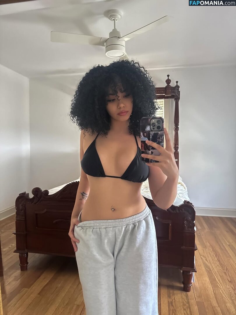 Victoria Vonne / pixieonyxx Meztelen OnlyFans  Kikerült fotó #7