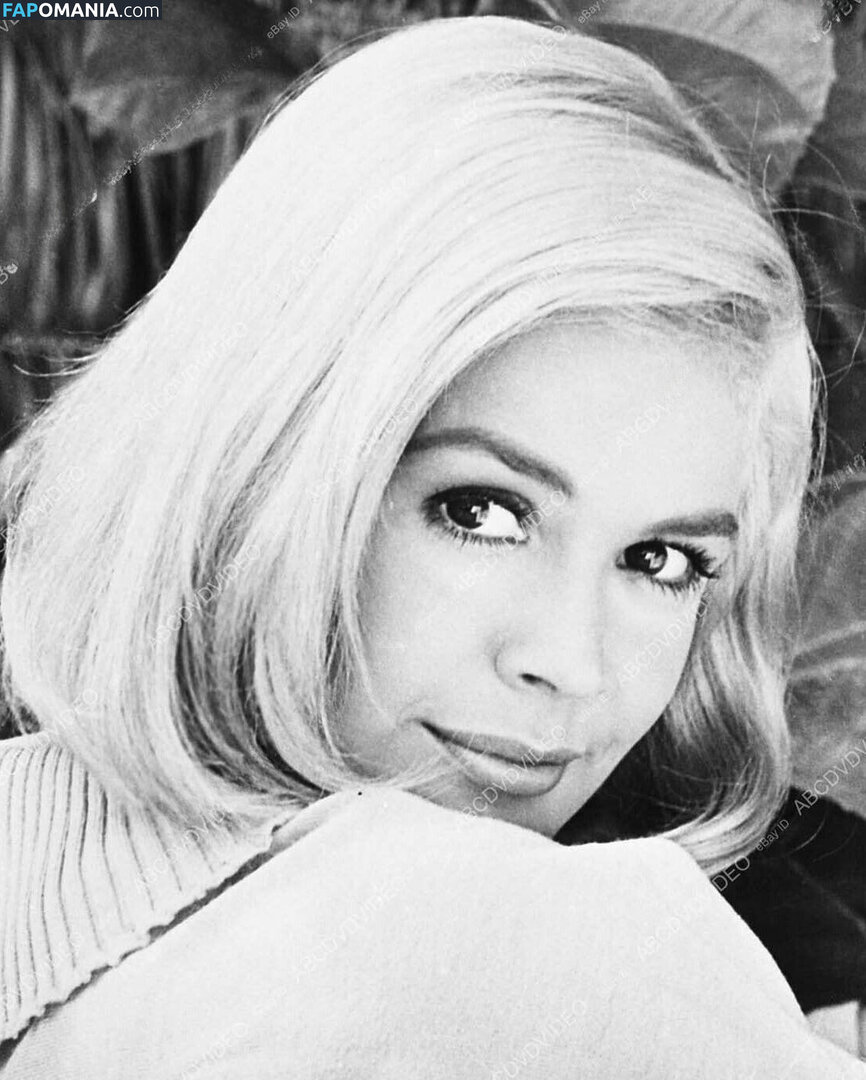 Vintage Sexy Celebs Meztelen OnlyFans  Kikerült fotó #35