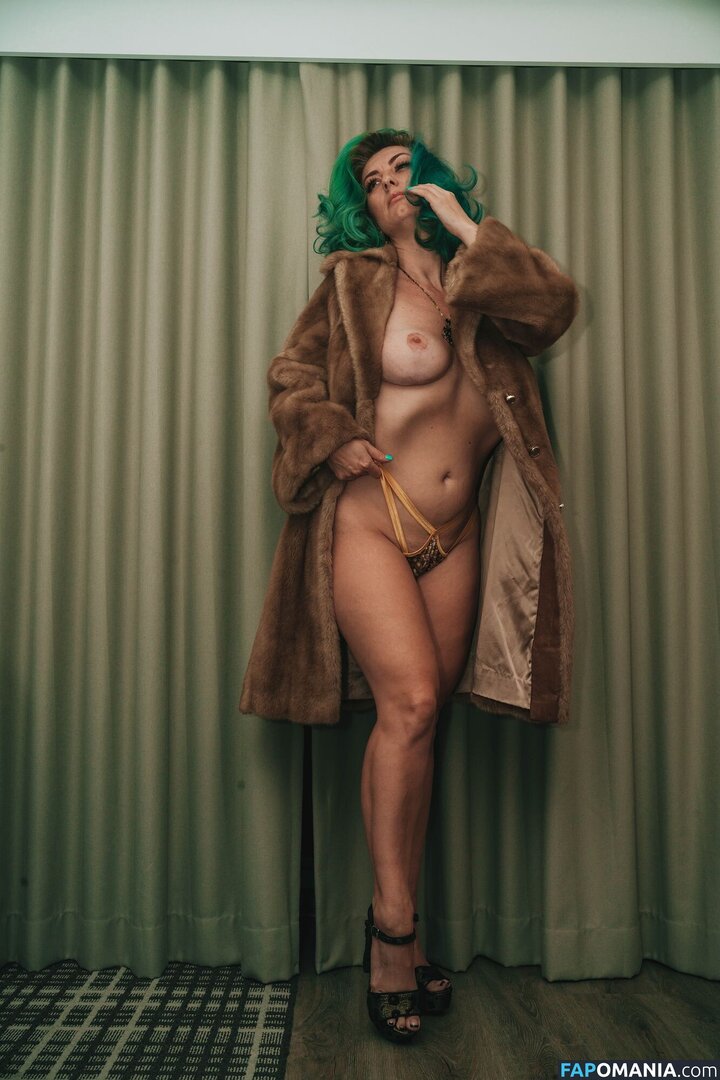 Vintage / _bellzora_ / https: / m_mira Meztelen OnlyFans  Kikerült fotó #9