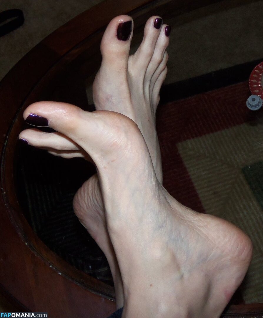 Violet's Toes (Violet's Perfect Feet Meztelen OnlyFans  Kikerült fotó #8