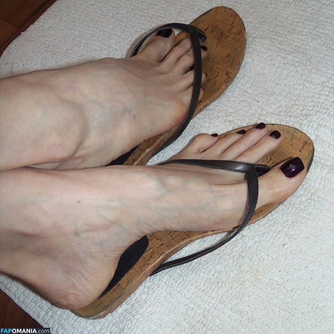 Violet's Toes (Violet's Perfect Feet Meztelen OnlyFans  Kikerült fotó #20