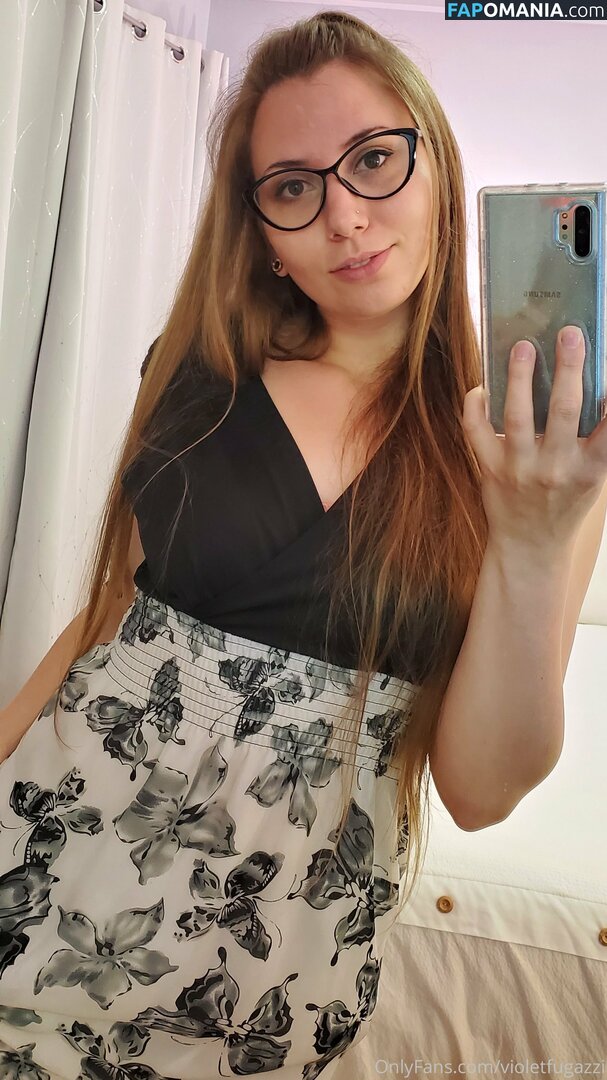Violet Fugazzi / violet.fugazzi / violetfugazzi / violetsvip Meztelen OnlyFans  Kikerült fotó #3
