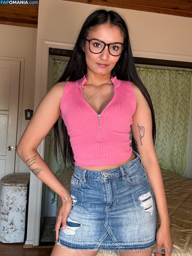followvivaathena / vivaathenax Meztelen OnlyFans  Kikerült fotó #8