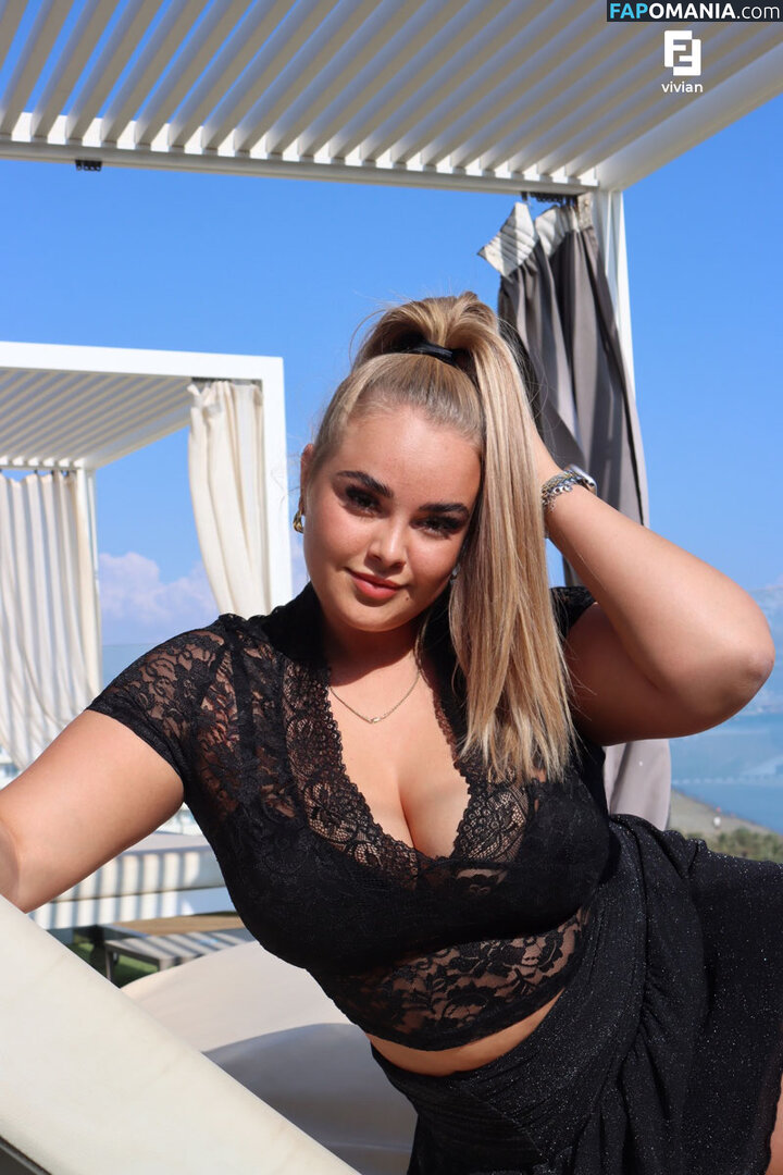 Vivian Bron / Vivianlilanebron / vivianlilianebron Meztelen OnlyFans  Kikerült fotó #11